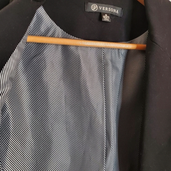 Blazer - Picture 2 of 3